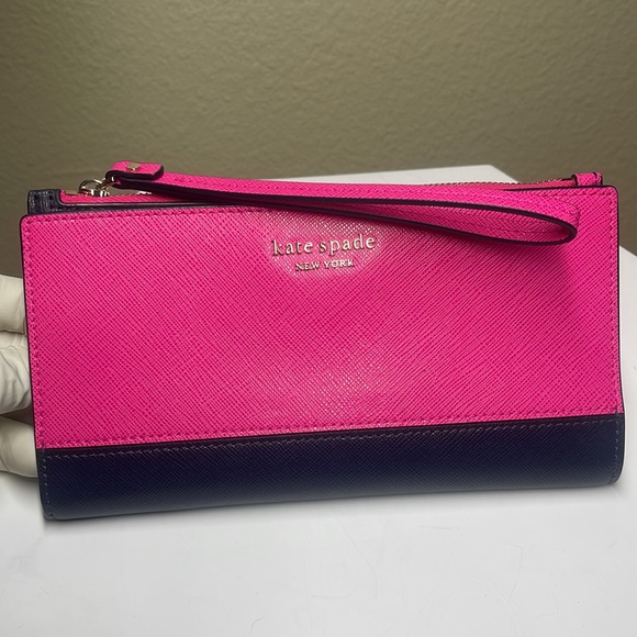 COPY - Kate Spade Wallet - Picture 2 of 8